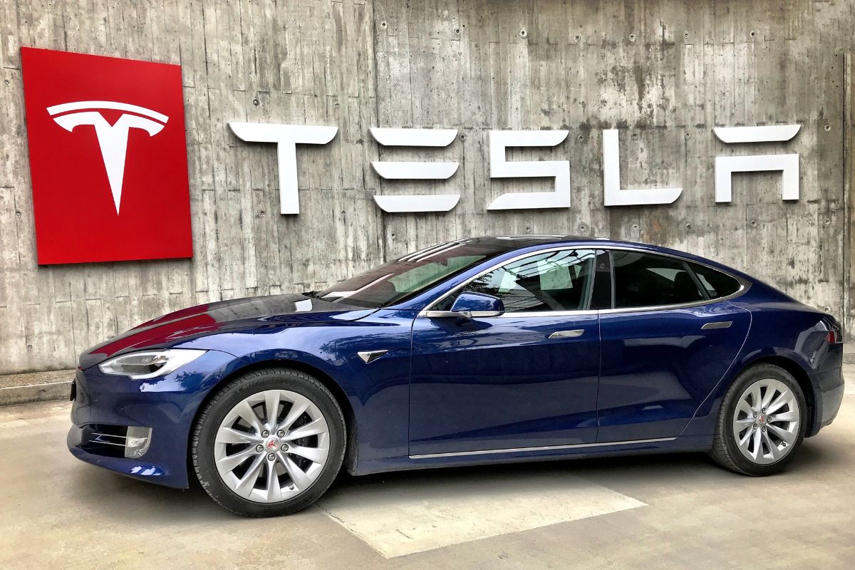 Tesla Recalls Over 2 Million Cars Due to Autopilot Safety Concerns